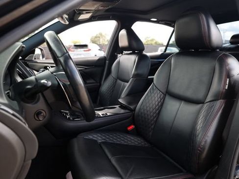 Used 2018 INFINITI Q50 Red Sport 400 w/ Sensory Package (Sport) RWD image 9