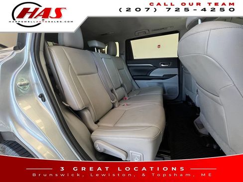 Used 2019 Toyota Highlander Limited AWD/4WD image 13