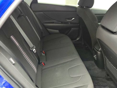 Used 2024 Hyundai Elantra SEL w/ Convenience Package image 22