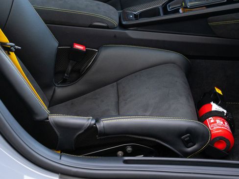 Used 2023 Porsche 911 GT3 RWD image 63