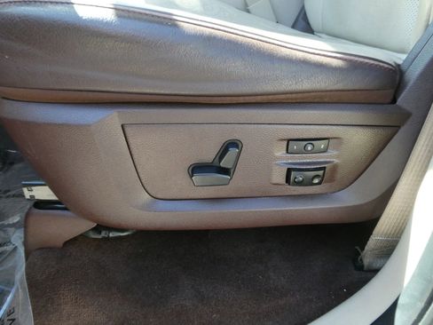 Used 2018 RAM 1500 Laramie Longhorn w/ Longhorn Southfork Package image 17