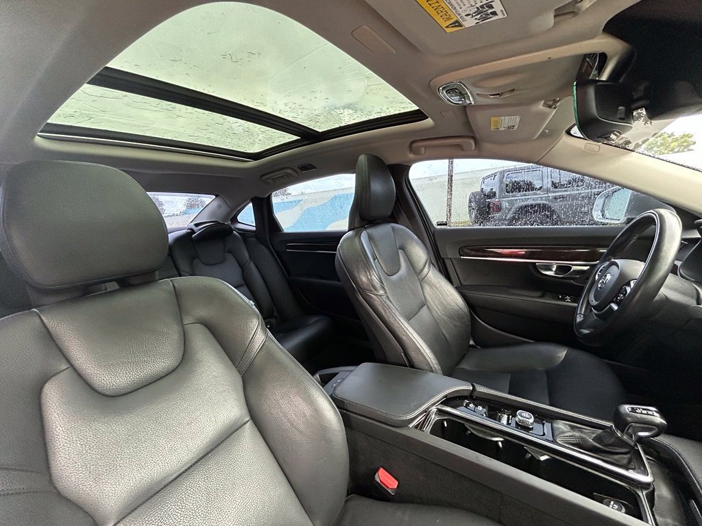 Used 2019 Volvo S90 T5 Momentum AWD/4WD image 32