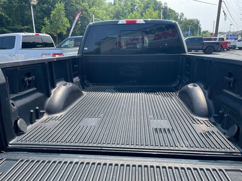 Used 2016 Ford F150 XLT w/ Equipment Group 302A Luxury AWD/4WD image 7
