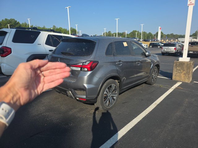 Used 2020 Mitsubishi Outlander Sport SE FWD image 5