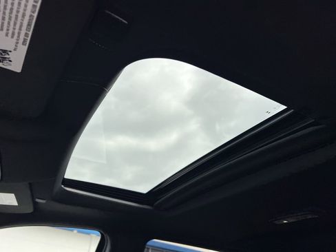 New 2025 GMC Sierra 1500 AT4 w/ Technology Package image 13