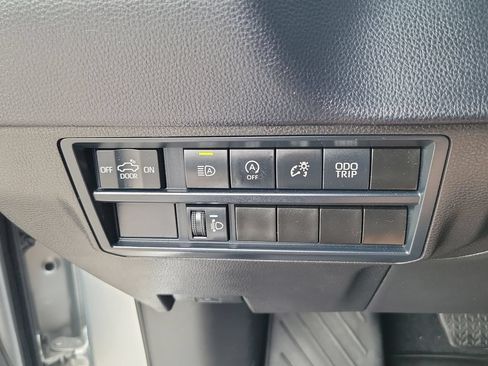 Used 2025 Toyota Tundra SR w/ SR Tow Package AWD/4WD image 19
