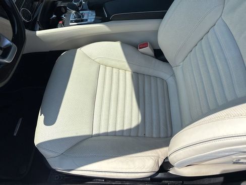 Used 2017 Mercedes-Benz SL 550 image 17