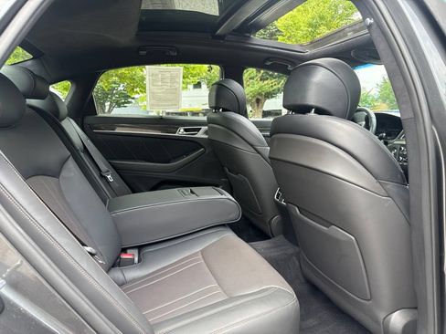 Used 2019 Genesis G80 3.3T Sport RWD image 32
