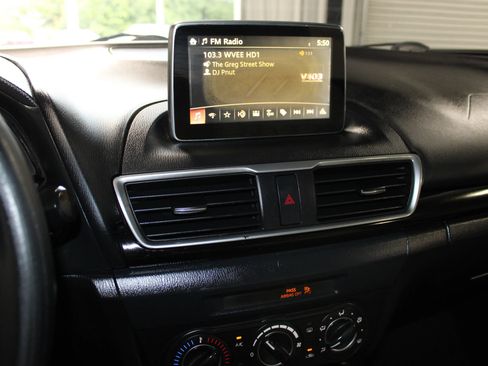 Used 2016 MAZDA MAZDA3 i Touring FWD image 15