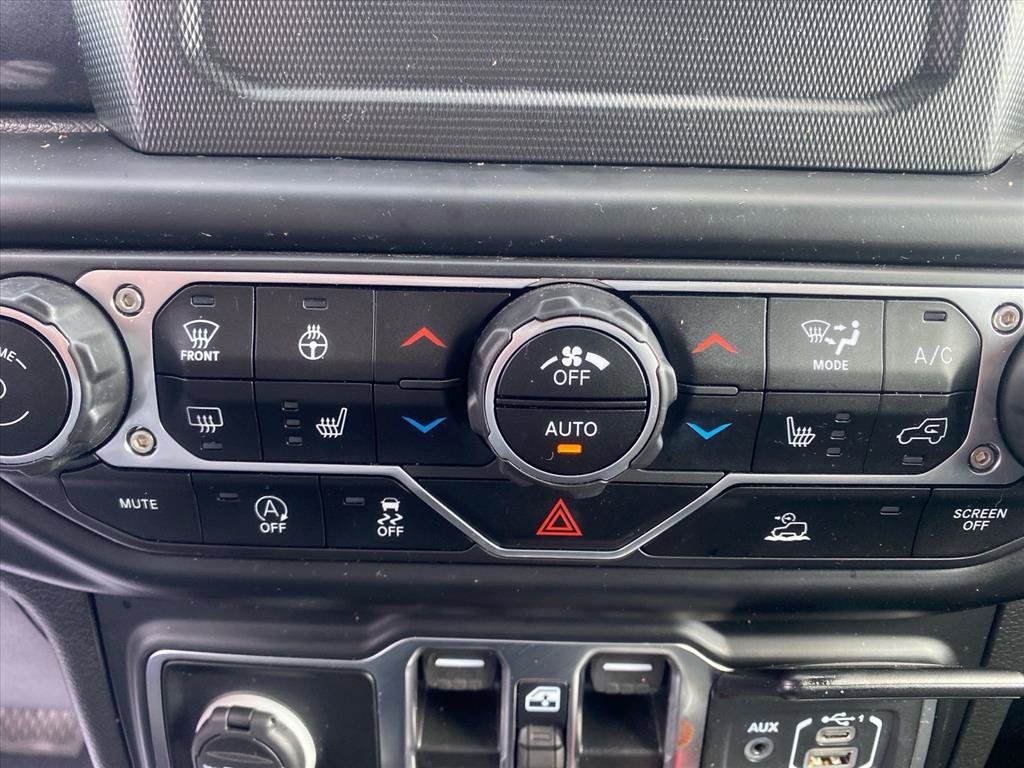 Used 2021 Jeep Wrangler Unlimited Sport AWD/4WD image 14