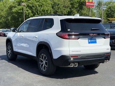 New 2026 GMC Acadia AT4 w/ Luxury Package AWD/4WD image 3