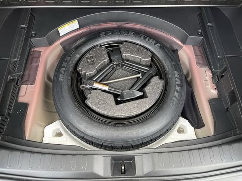 Certified 2022 Toyota RAV4 LE AWD/4WD image 24