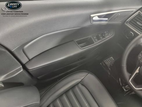 Used 2024 Ford Edge SEL w/ Convenience Package AWD/4WD image 31