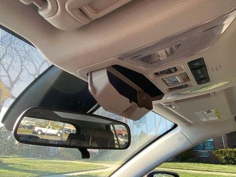 Used 2025 Toyota RAV4 XLE w/ Convenience Package image 34