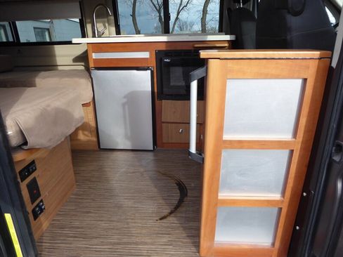 Used 2017 RAM ProMaster 3500 w/ Premium Appearance Group image 26