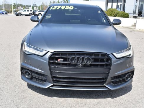 Used 2017 Audi S6 Prestige w/ S6 Sport Package image 4