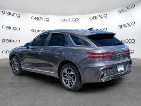 Used 2022 Genesis GV70 2.5T w/ Advanced Package AWD/4WD image 5