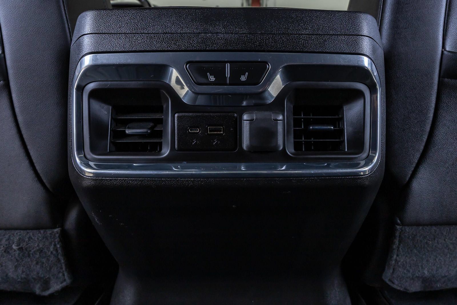 Used 2019 GMC Sierra 1500 AT4 w/ AT4 Preferred Package AWD/4WD image 30