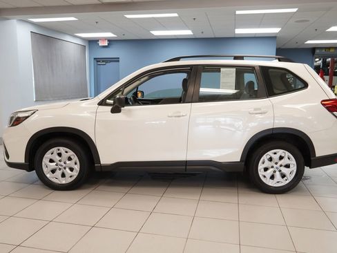 Used 2020 Subaru Forester w/ Alloy Wheel Package AWD/4WD image 2