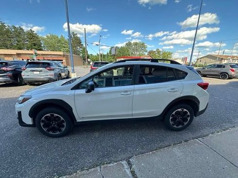 Used 2023 Subaru Crosstrek 2.0i AWD/4WD image 4