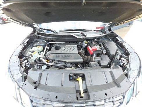 Used 2023 Nissan Rogue SV w/ SV Premium B Package image 29