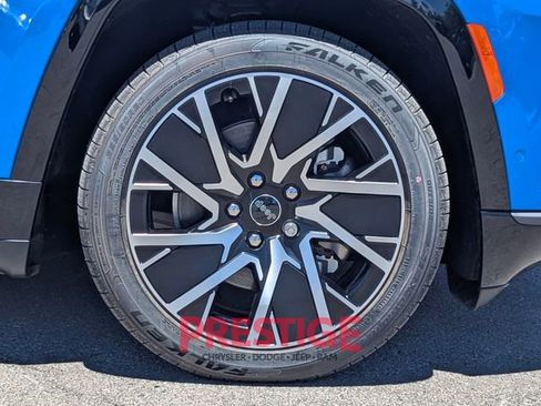 New 2025 Jeep Wagoneer S Limited image 32