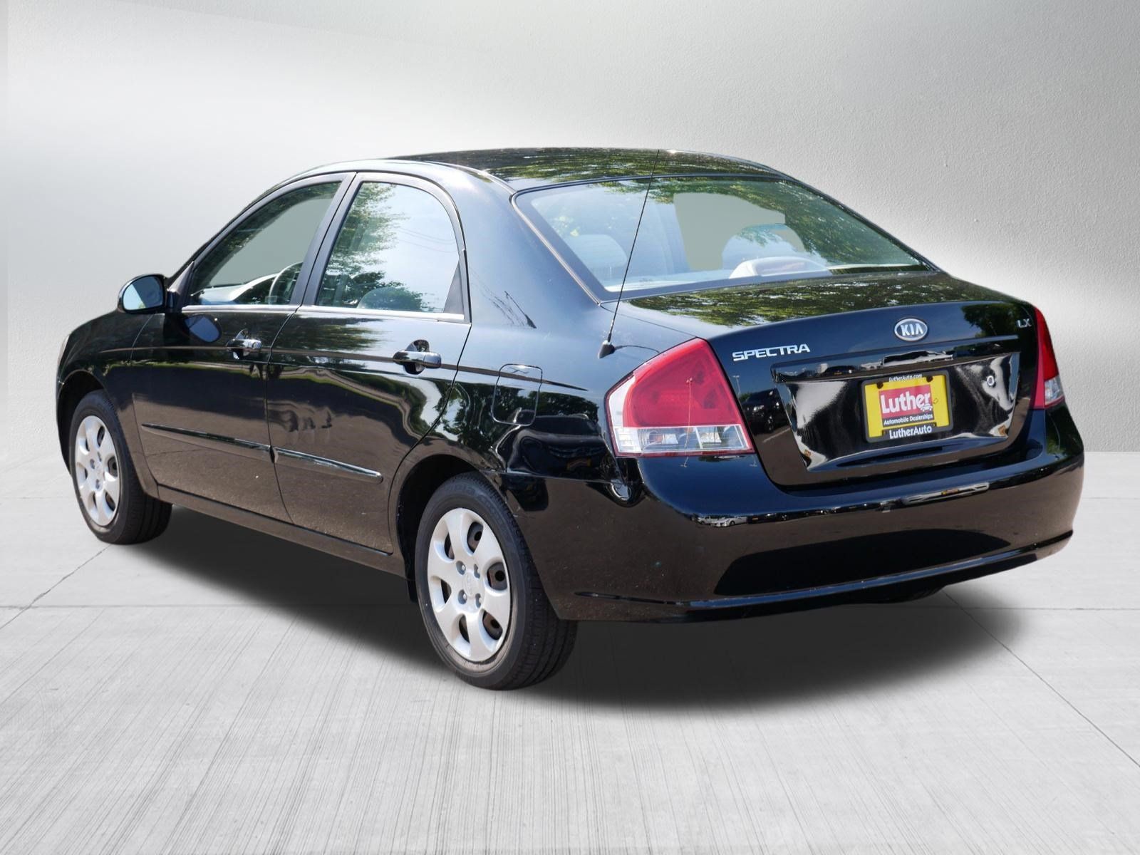Used 2009 Kia Spectra LX FWD image 5