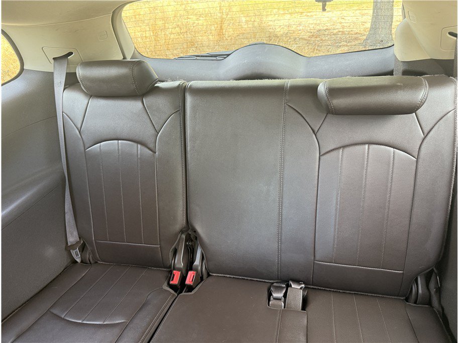 Used 2014 Buick Enclave Leather w/ Trailering Provision Package FWD image 10