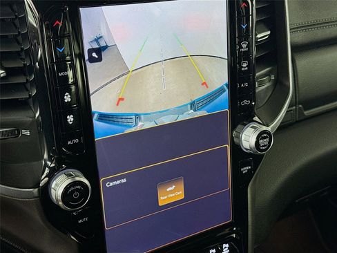 Used 2022 RAM 1500 Laramie image 6