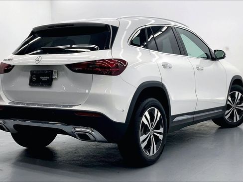 Used 2026 Mercedes-Benz GLA 250 image 4