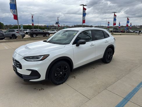 New 2026 Honda HR-V Sport image 1