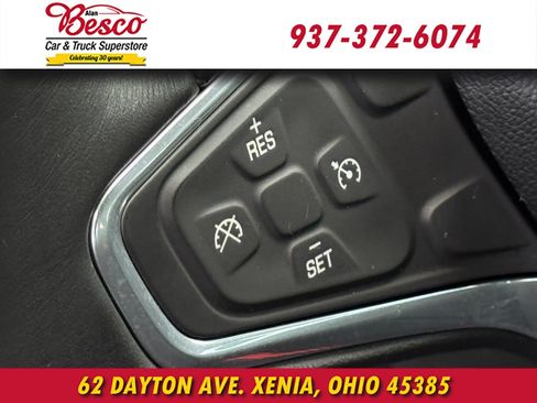 Used 2016 Chevrolet Malibu LT FWD image 12