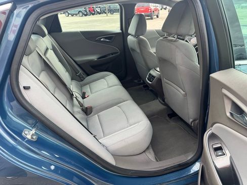 Used 2025 Chevrolet Malibu LT image 18