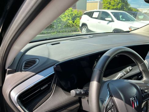 Used 2025 Buick Encore GX Preferred image 35