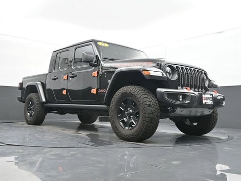 Used 2022 Jeep Gladiator Mojave w/ Cold Weather Group AWD/4WD image 51