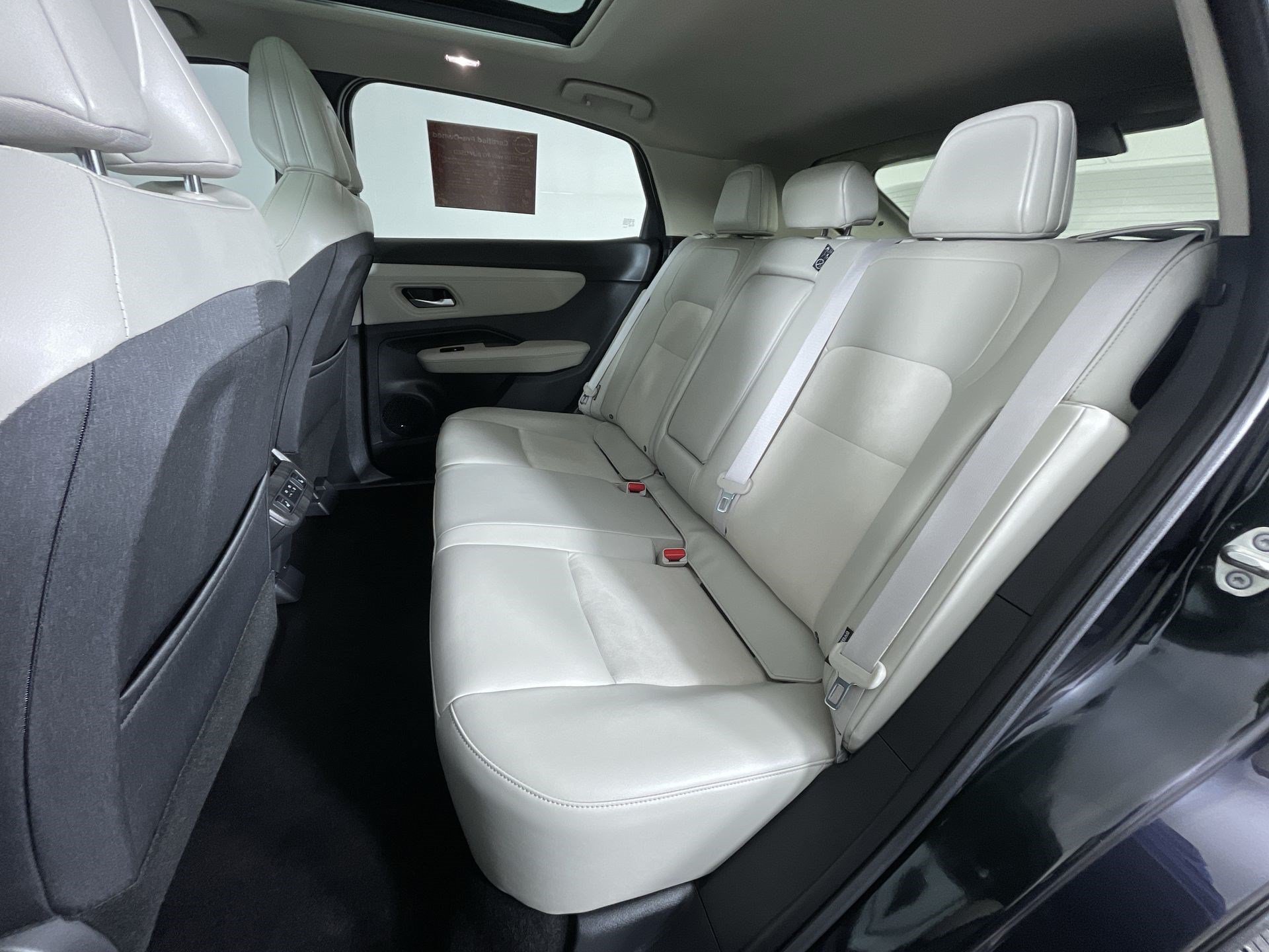 Certified 2024 Nissan Ariya AWD image 23