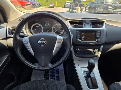 Used 2015 Nissan Sentra SV FWD image 16