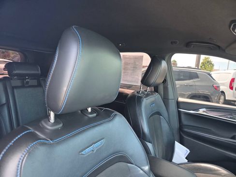 Used 2022 Jeep Grand Cherokee Trailhawk AWD/4WD image 20