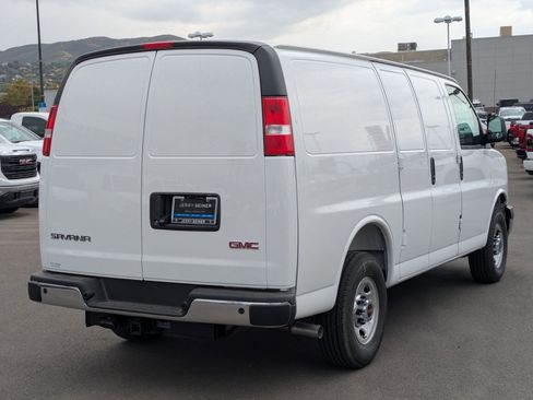 New 2025 GMC Savana 2500 Work Van w/ Safety Package image 6
