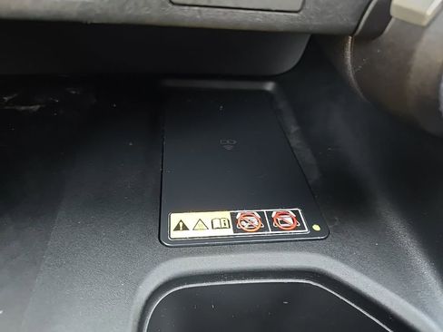 Used 2025 Toyota Grand Highlander AWD image 27