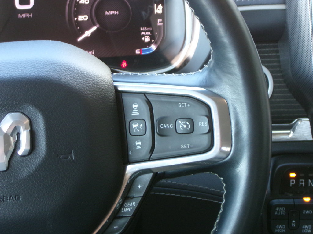 Used 2023 RAM 1500 Limited AWD/4WD image 12