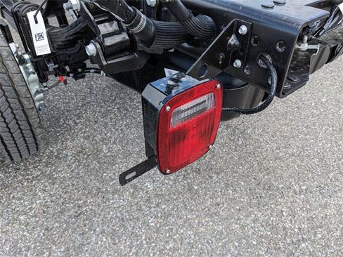 New 2026 Ford F550 4x4 Regular Cab Super Duty image 10