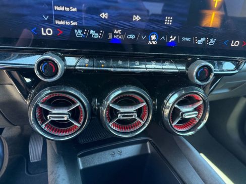 Used 2024 Chevrolet Blazer EV RS AWD/4WD image 38