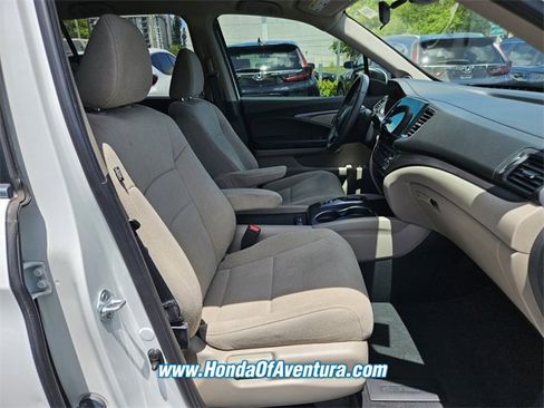 Certified 2021 Honda Pilot EX image 14
