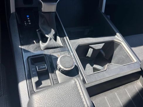 Used 2025 Toyota Tundra SR5 AWD/4WD image 35