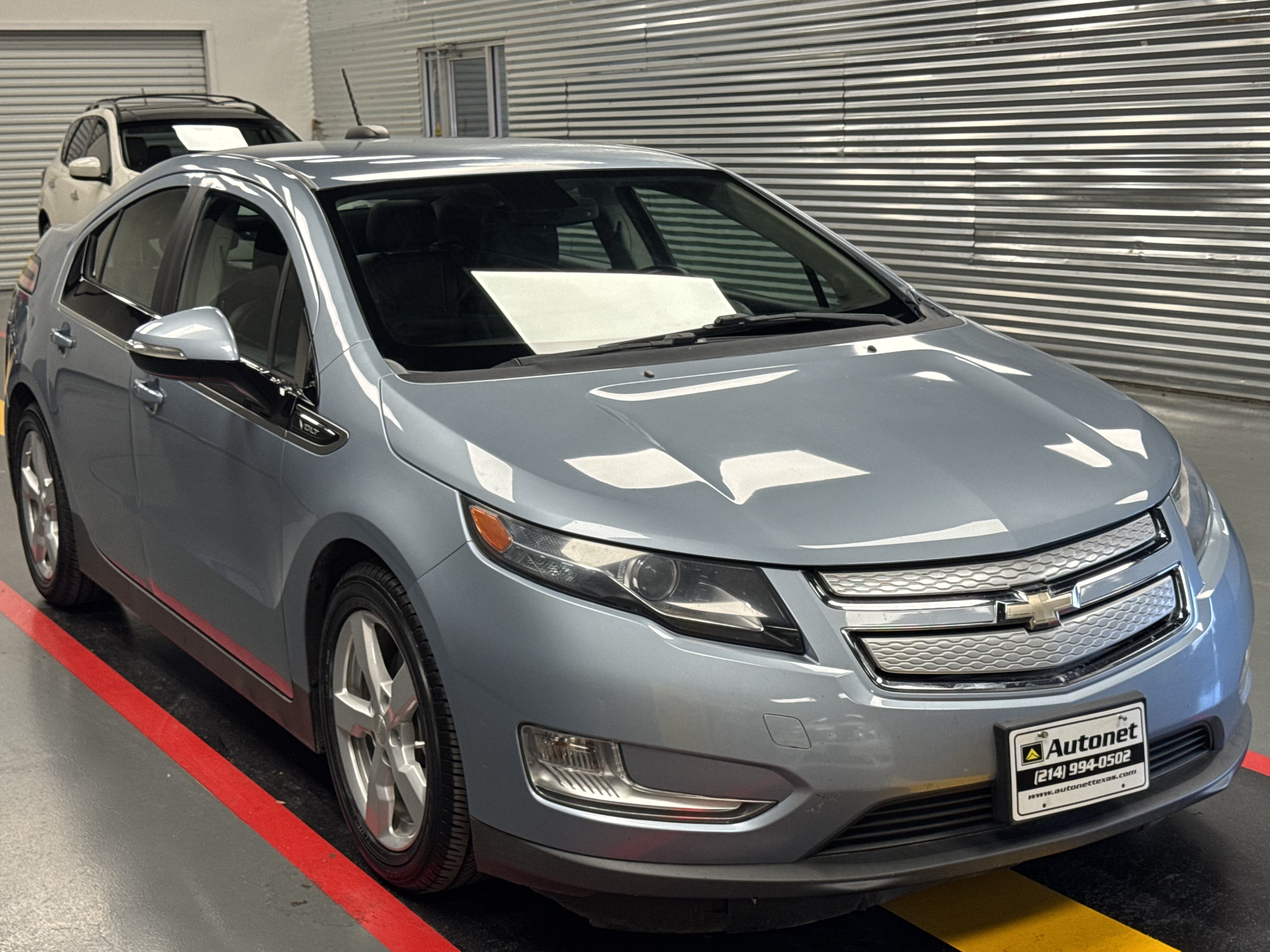 Used 2015 Chevrolet Volt Premium w/ Premium Trim Package FWD image 7