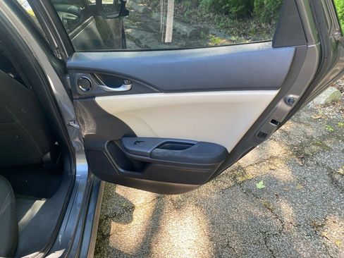 Used 2018 Honda Civic EX image 23