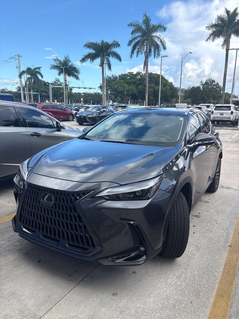 Certified 2025 Lexus NX 250 FWD w/ Accessory Package (K3) image 5