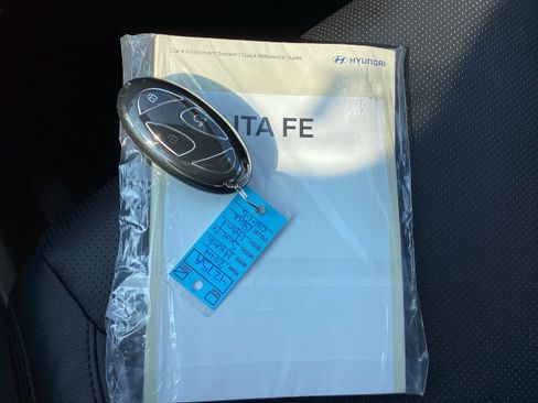 Used 2024 Hyundai Santa Fe Limited image 23