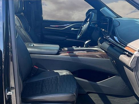 Used 2021 Cadillac Escalade ESV Sport Platinum w/ LPO, ONYX Package image 30